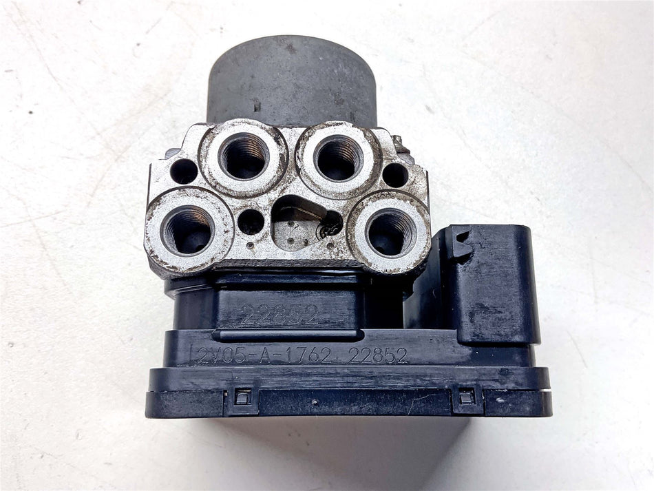 2023 Triumph Tiger 660 Sport ABS Pump - T2022853