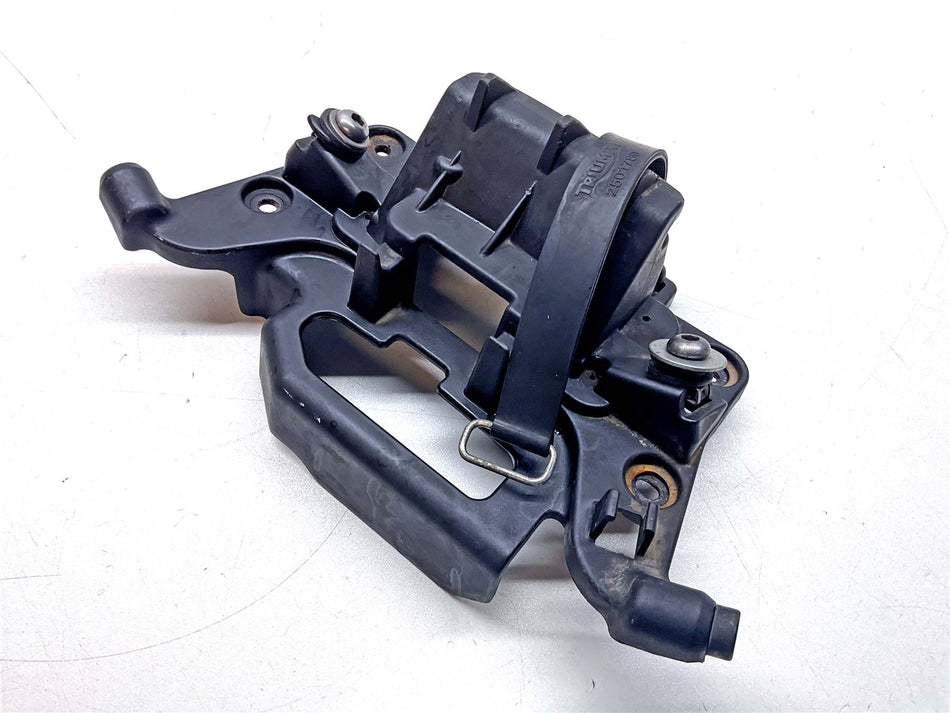 2018 Triumph Tiger 1200 XCA Seat Bridge Moulding - T2305946