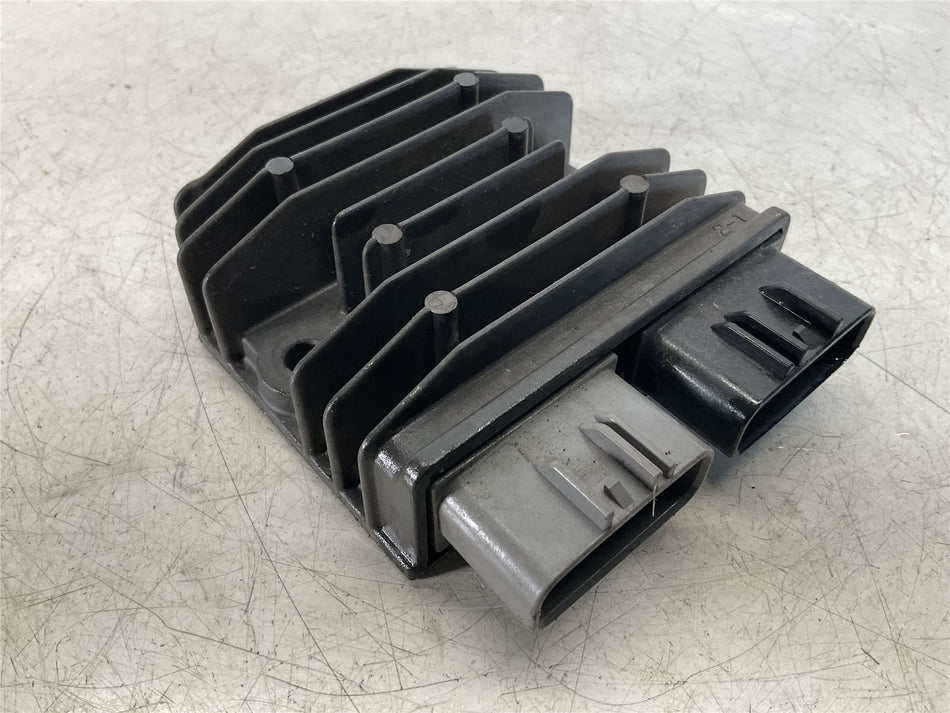 2022 Ducati Monster Plus Regulator/Rectifier - 56475801E
