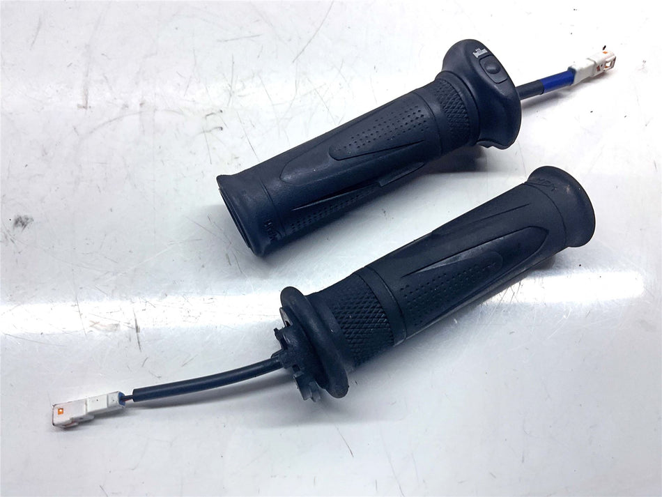 2021 Triumph Speed Triple 1200 RS Heated Grips - T2043057