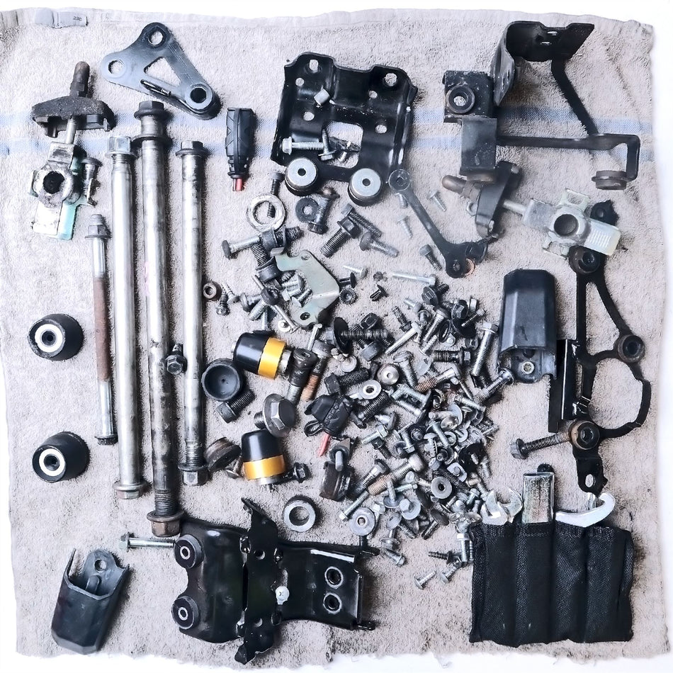 2019 Yamaha YZF R3 ABS Assorted Nuts, Bolts & Fixings