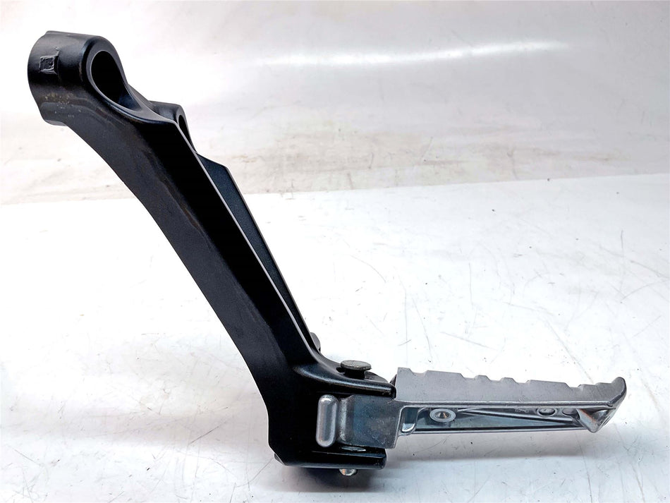2018 Yamaha XSR900 Rear Left Footrest & Hanger - 1RC2741L0200