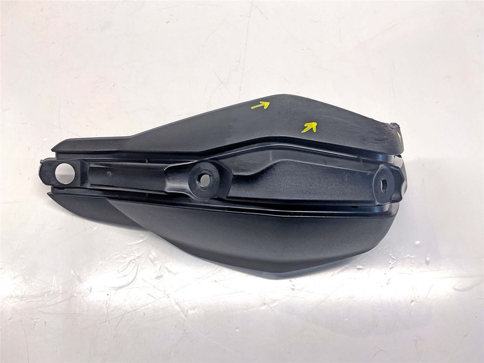 2023 Triumph Scrambler 1200 XE Right Handguard  - T2308438