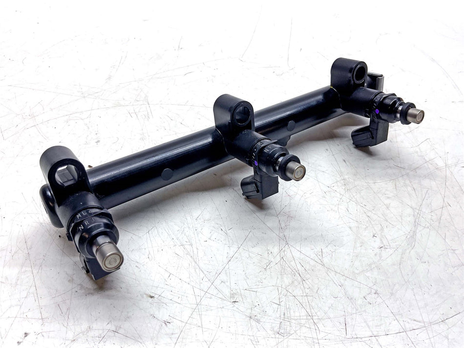 2023 Triumph Street Triple 765 R Fuel Injector Rail - T1243403