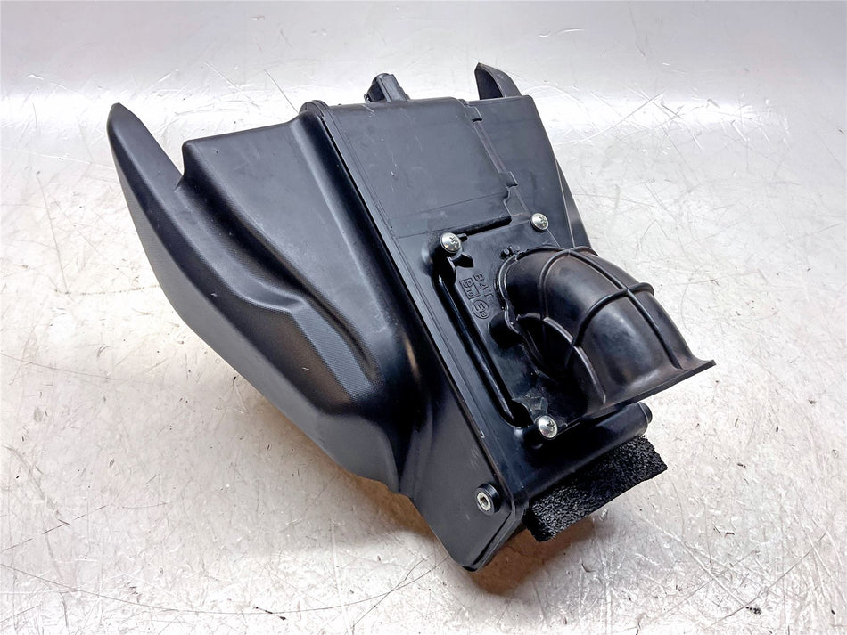 2022 Yamaha YZF R7 GP 60th Anniversary Ed Airbox - 1WS1440100