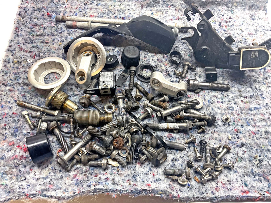 2013-2016 BMW R1200GS Assorted Nuts, Bolts & Fixings
