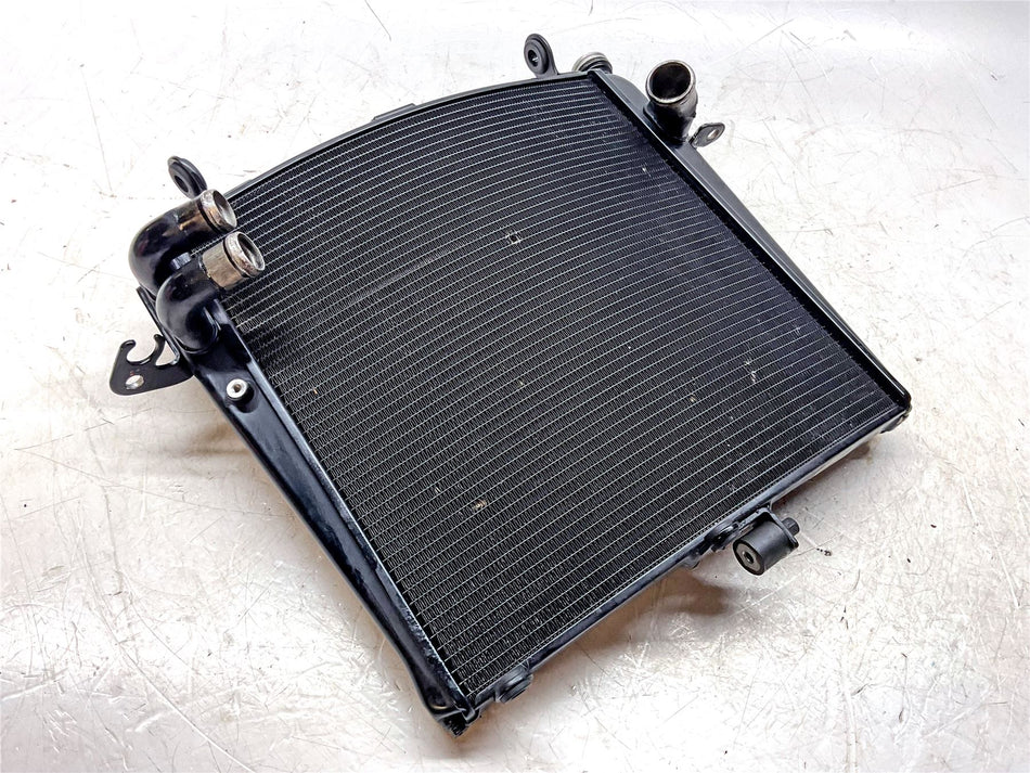 2020 KTM 1290 Super Duke R Radiator - 61630018000