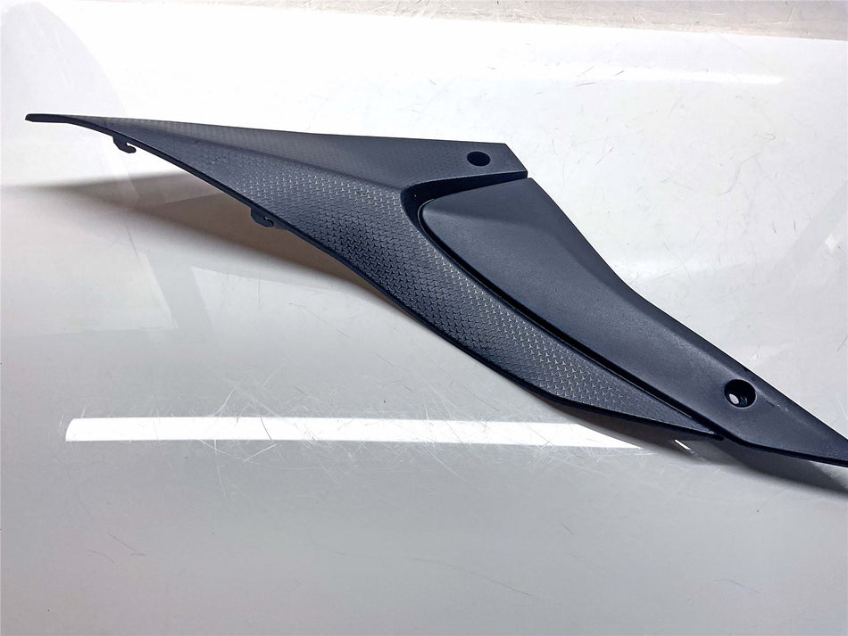 2022 Aprilia Tuono V4 1100 Factory ABS Left Tank Fairing - 2B006973