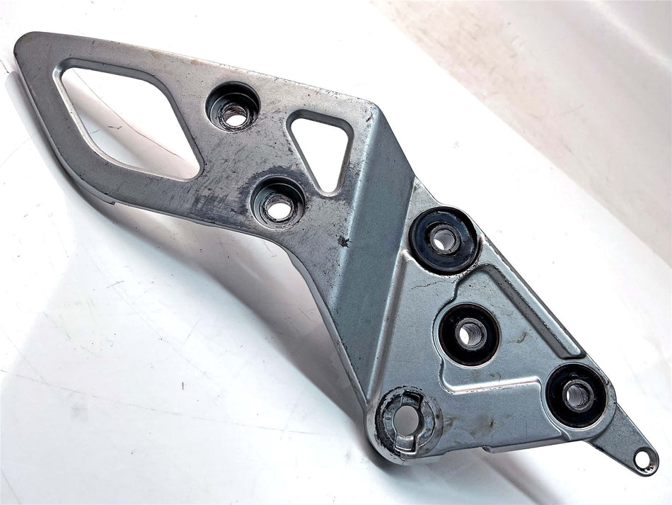 2005 Suzuki Bandit 650 GSF650 Front Right Footrest Hanger - 4351138G00000