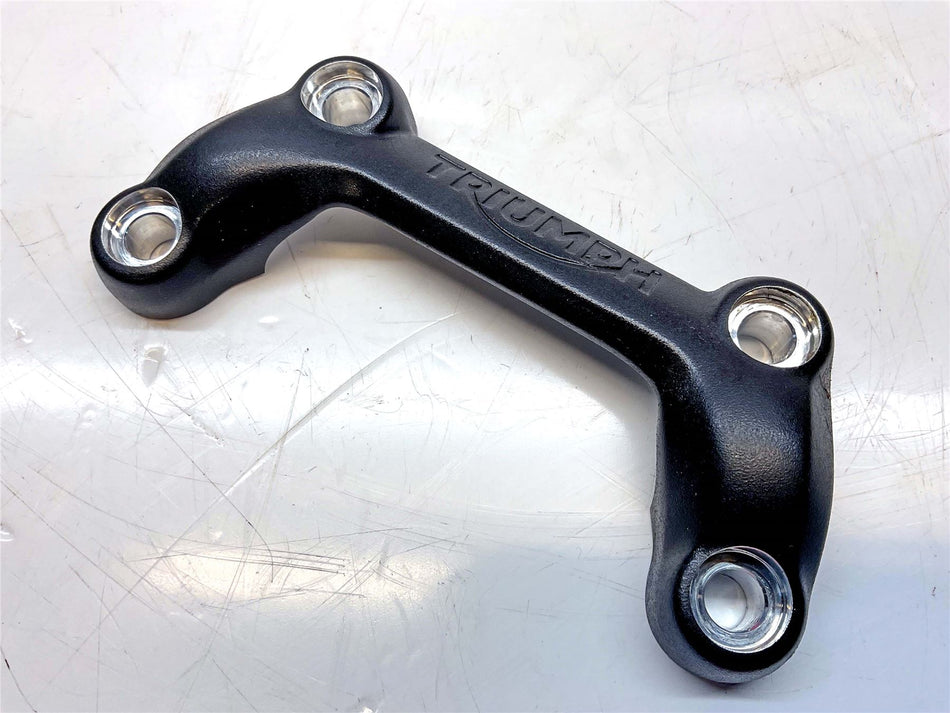 2023-2025 Triumph Street Twin Handlebar Clamp Top