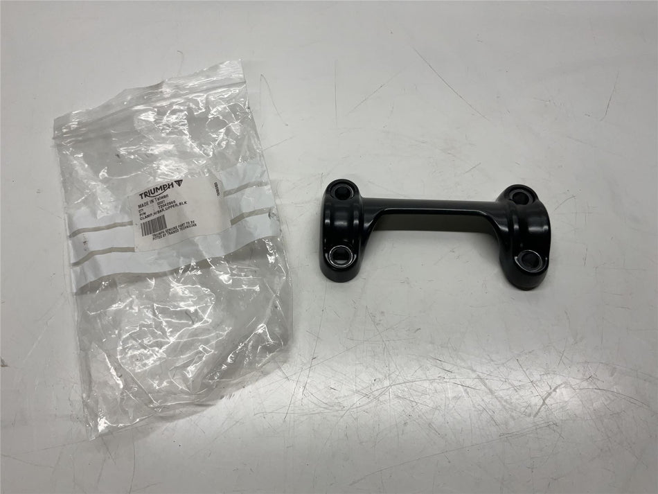 2022 TRIUMPH SCRAMBLER 1200 XE Handlebar Clamp - T2042946