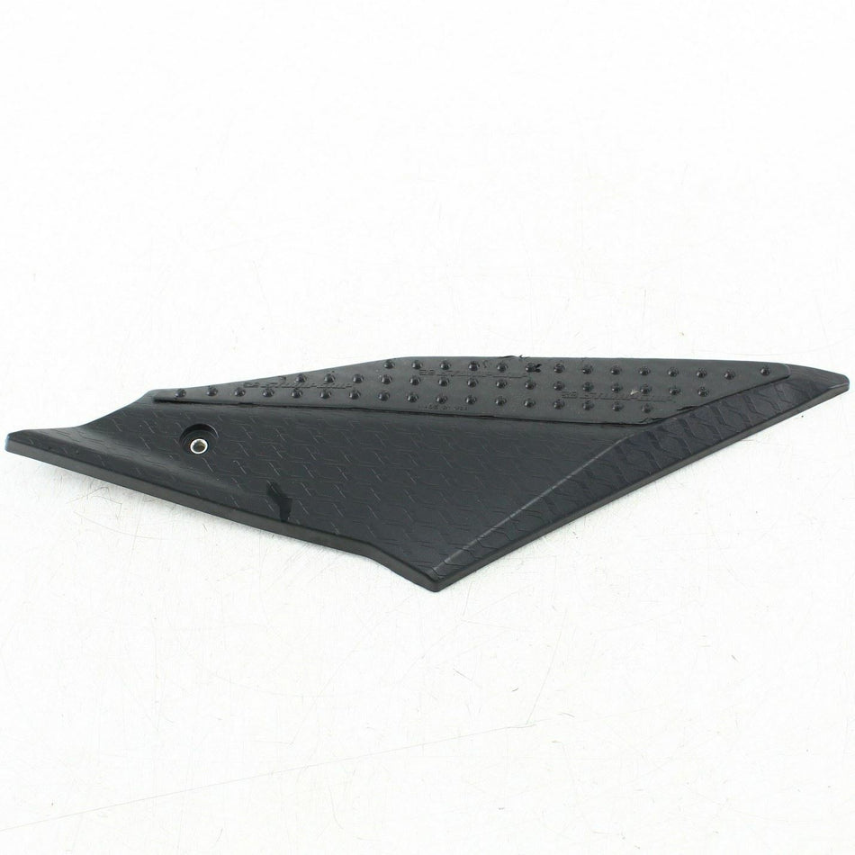 2015-2016 YAMAHA YZF R1 Left Side Tank Trim - Black - 2CR-24108-01