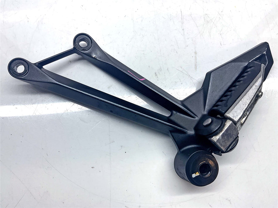 2020 Kawasaki Ninja ZX10R ZX1000 Rear Left Footrest & Hanger - 340280314