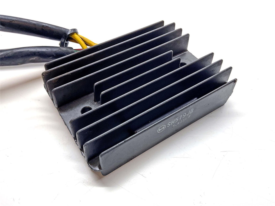 2018 Aprilia Tuono V4 1100 Factory ABS Regulator Rectifier - B043488