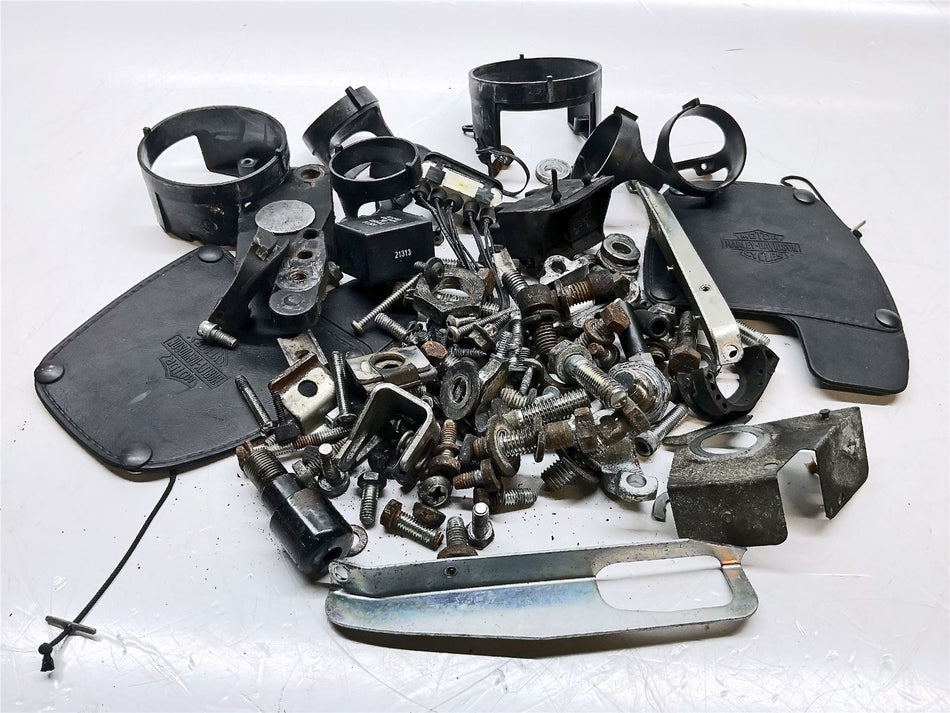 2004 Harley-Davidson Electra Glide Ultra Classic  Box of Fixings - B57313BBB