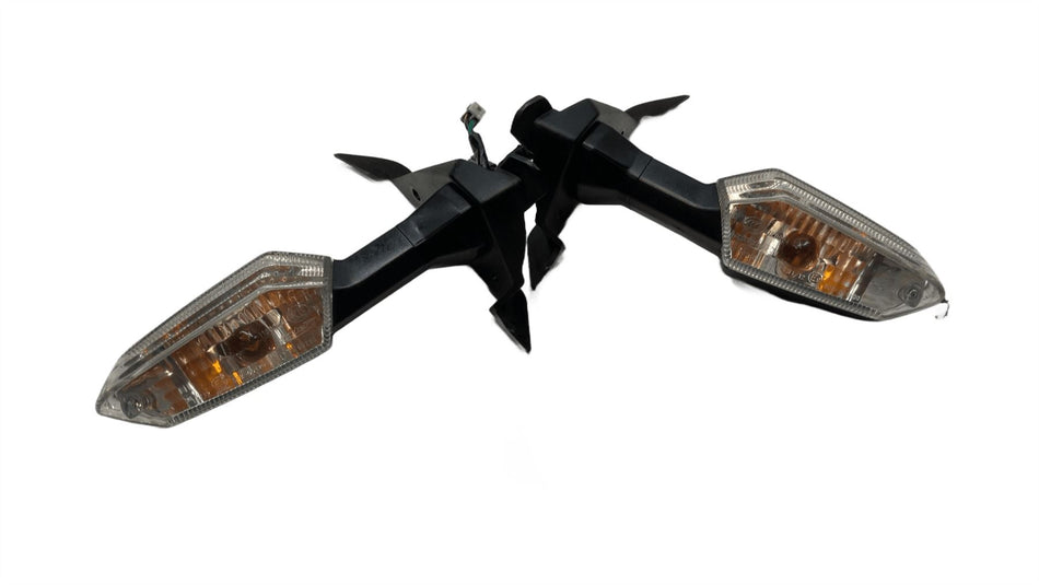 2015 Kawasaki ER-6N Front Indicators 230370177