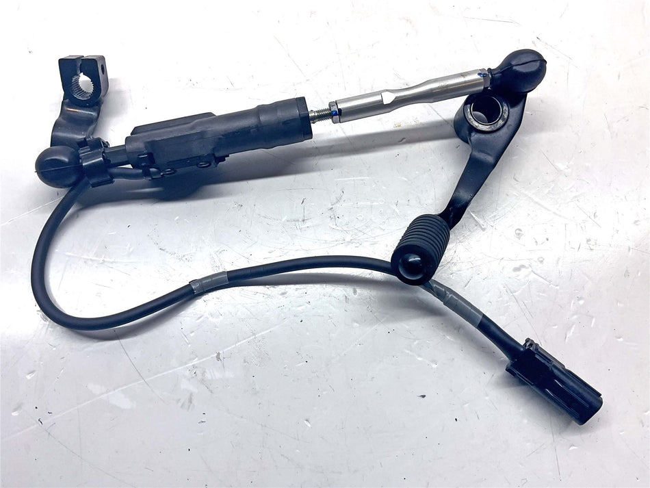 2024 Yamaha MT-09 Gear Shifter & Pedal - BME824800000