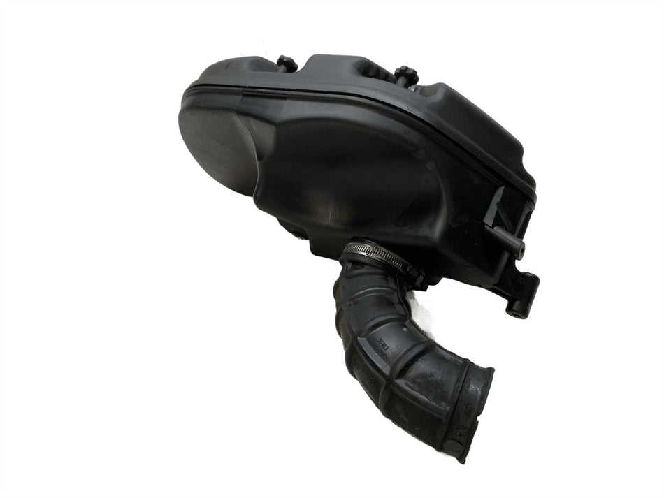 2017 Vespa GTS300 Super Airbox CM140212