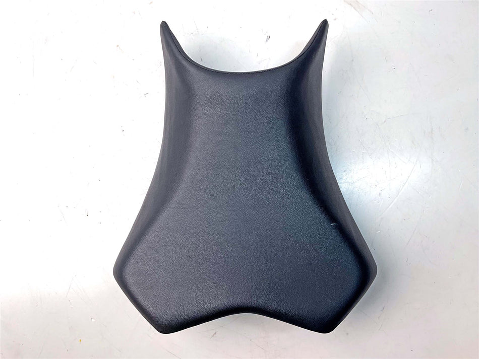 2024 Kawasaki Z500 Riders Seat - 530660896