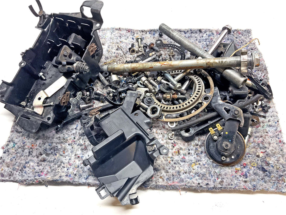 2020 Honda CBR650R Assorted Nuts, Bolts & Fixings
