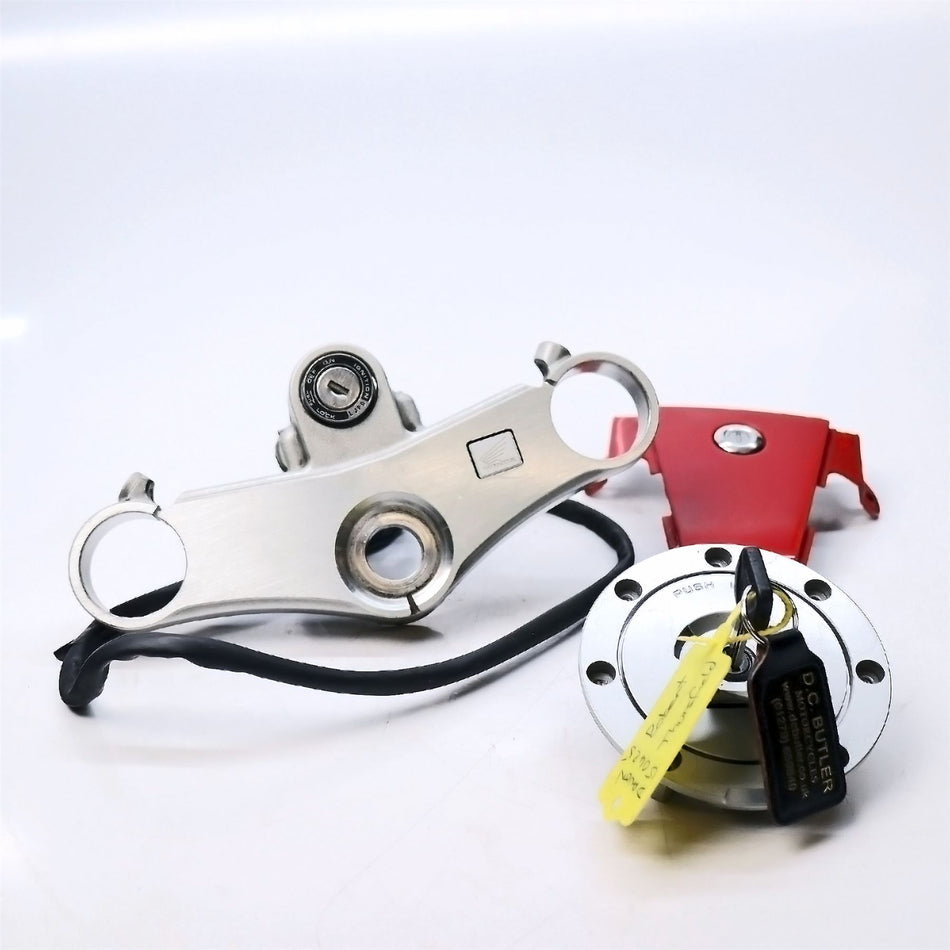 1999 Honda CBR900RR Lockset & Top Yoke - 35010MASG01