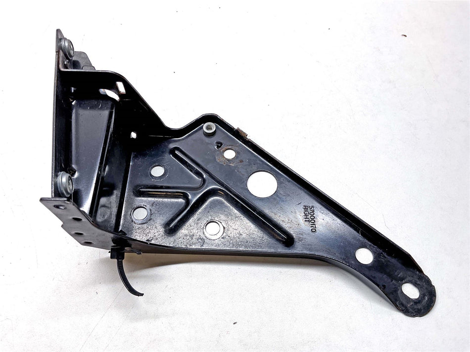 2018 Harley-Davidson Street Glide Special FLHXS Right Fairing Inner Bracket