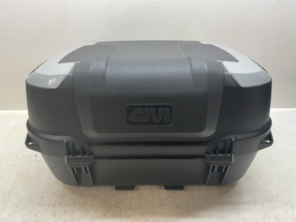 2013 Honda NT700V Deauville Givi top box and plate