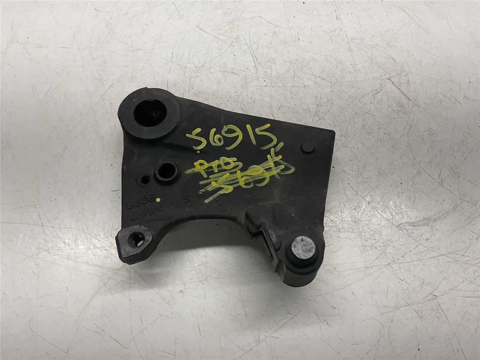 2020 Kawasaki Z900 Rear Brake Caliper Hanger - 43044-0082