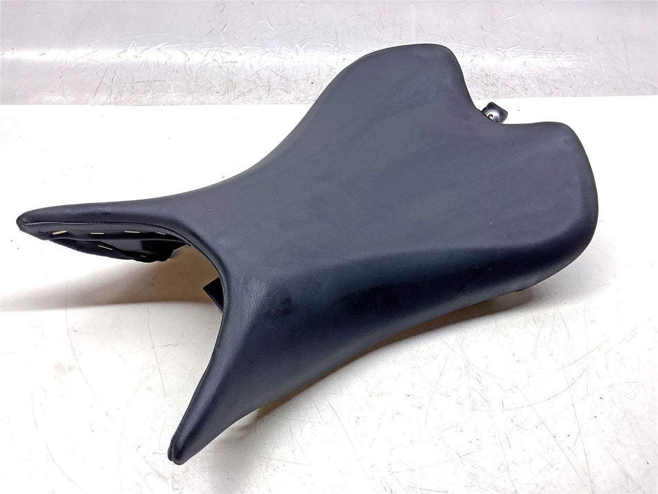 2023 Triumph Street Triple 765 R Seat - T2310815