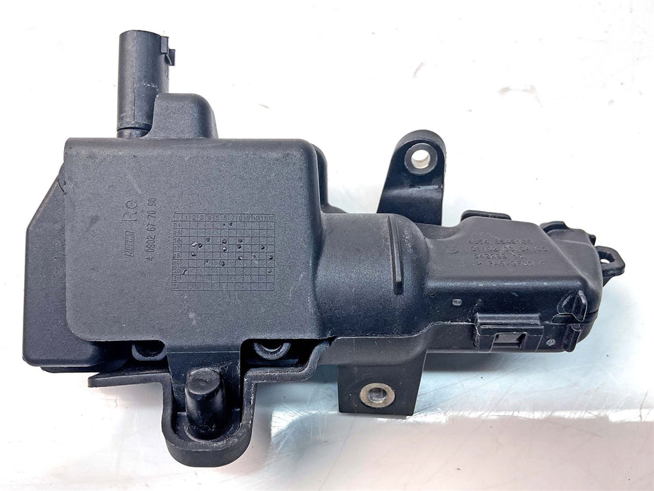 2022 BMW R1250RT Right Case Locking Unit - 46548528966