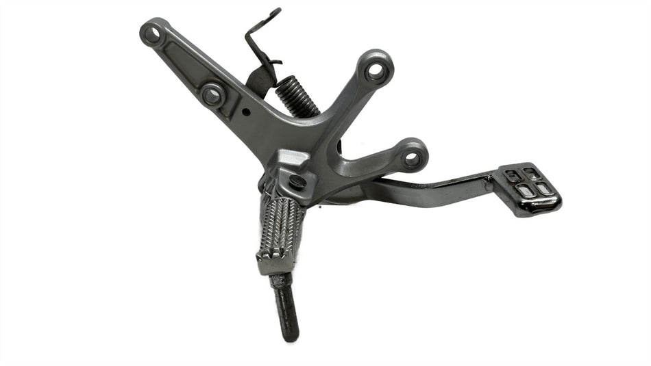 2018 Yamaha MT-03 Front Right Footrest & Hanger 1WDF744300