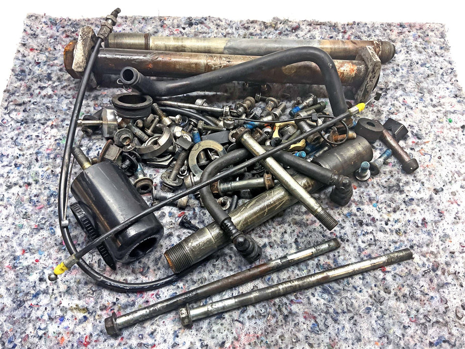 2003 Suzuki GSX-R1000 K3 Assorted Nuts, Bolts & Fixings