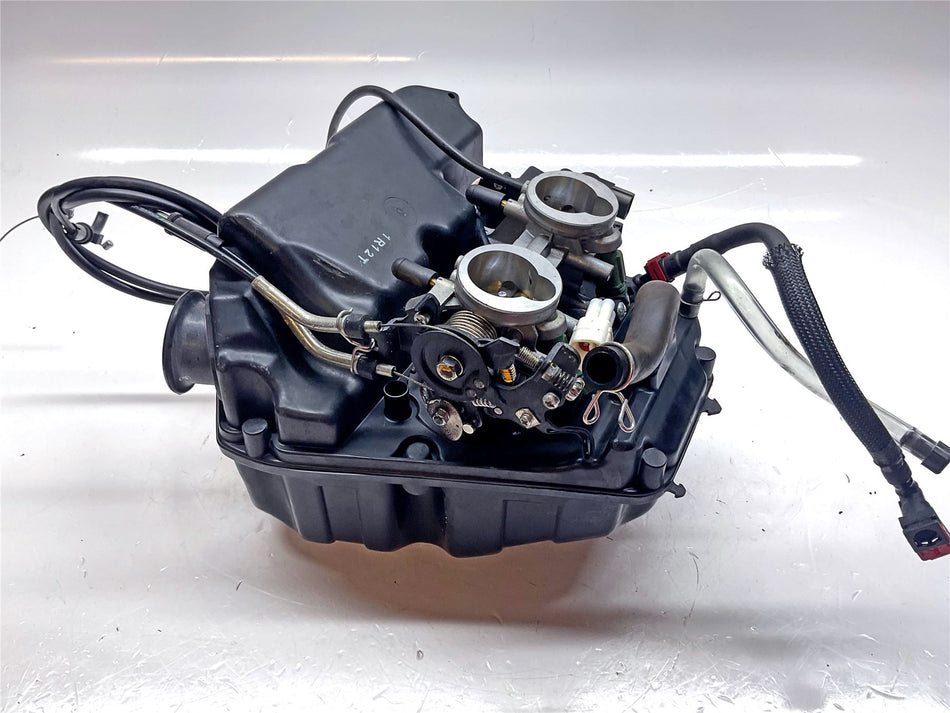 2012 Kawasaki ER-6N Throttle Body & Air Box - 16163-0711