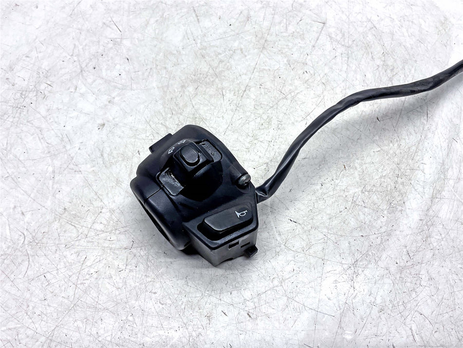 2016 Harley-Davidson  XG750 Ignition coil cover - 31600016