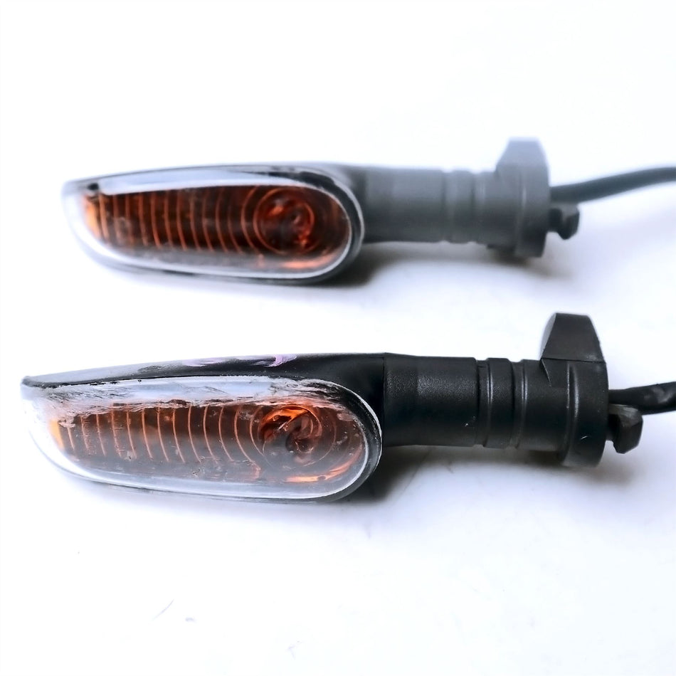 2023 Moto Guzzi V85 TT Guardia d Onore E5 Rear Indicators - 2D000438