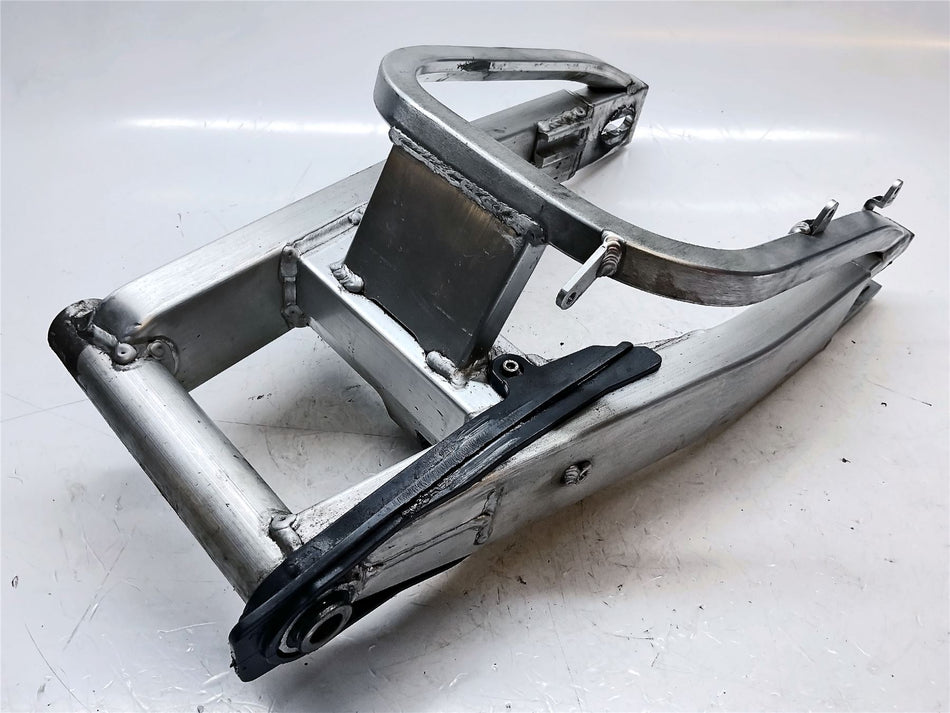 1996 Honda CBR900RR Swingarm - 52200MW0305
