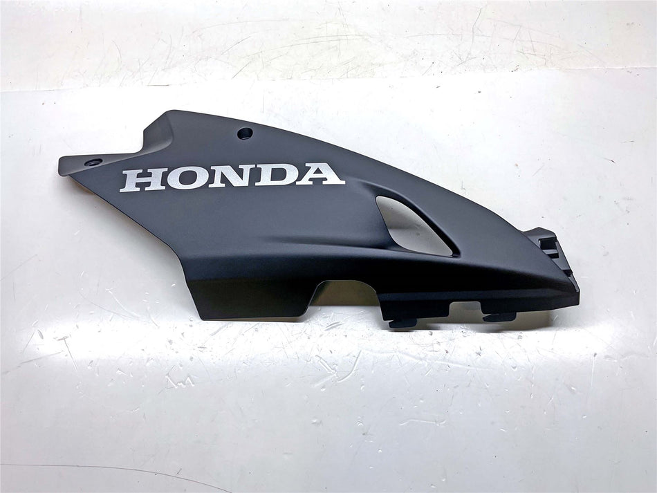 2016 Honda CBR1000RR Fireblade Right Bellypan - 64410MGPD000