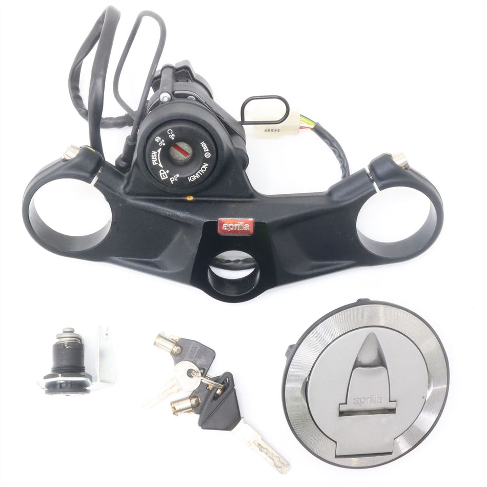 2018 APRILIA RSV 4 RR Lock Set with Top Yoke - 2D000505