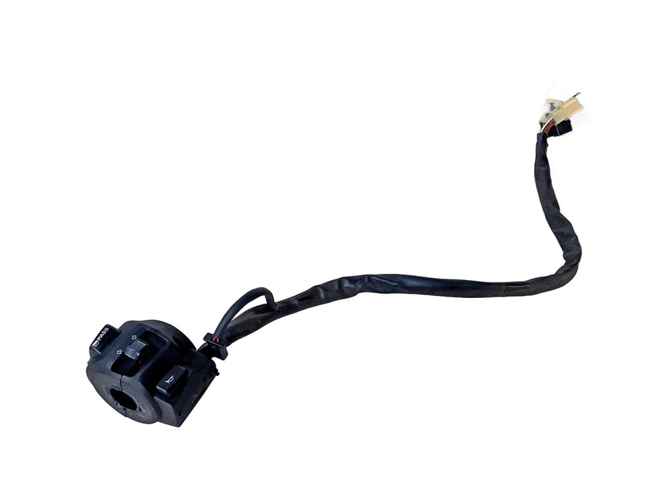 2017 Yamaha YZF-R125 Handlebar Switchgear Right Control Switch 5D7H397310