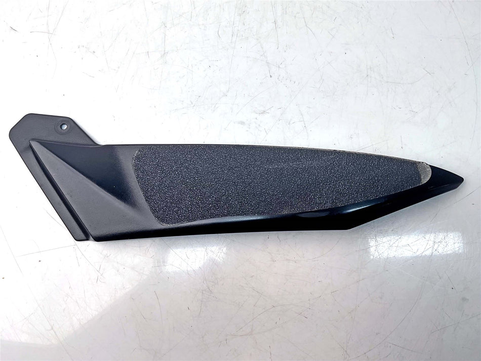 2002 Yamaha YZF R1 Right Fuel Tank Cover  - 5PW241390000