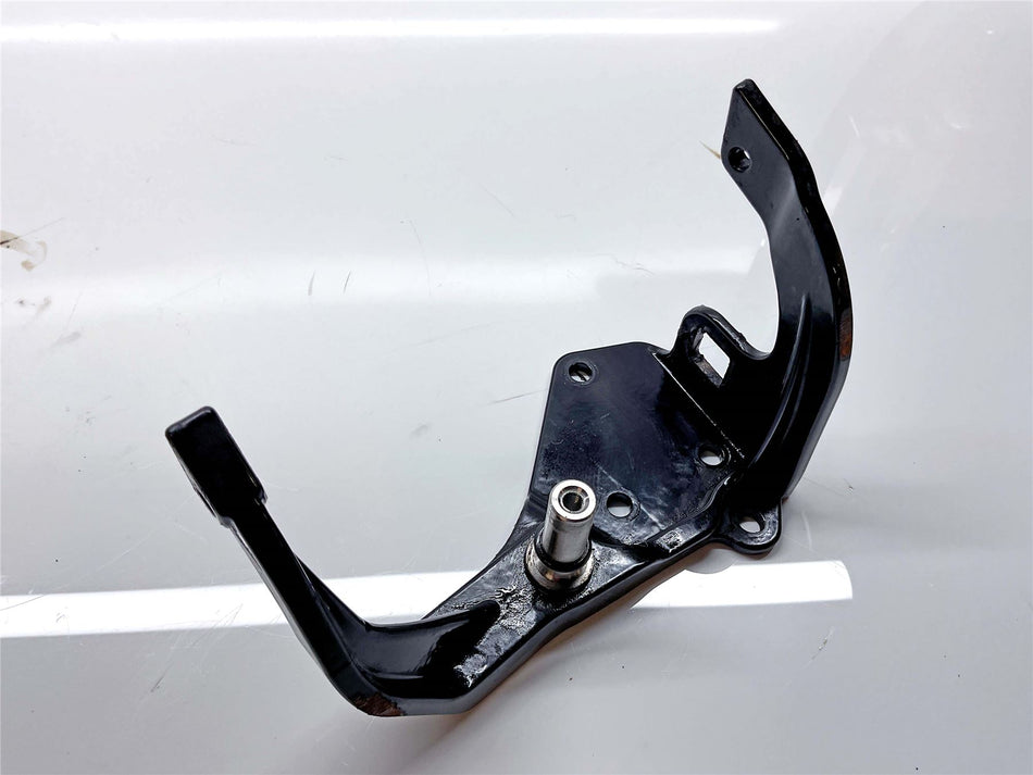 2009 Harley-Davidson Fat Boy FLSTF Hanger Right Footboard & Brake - 50600026