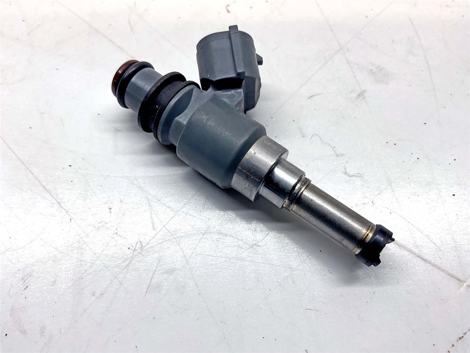 2017 Yamaha Tracer 9 Fuel Injector - 4C81376100