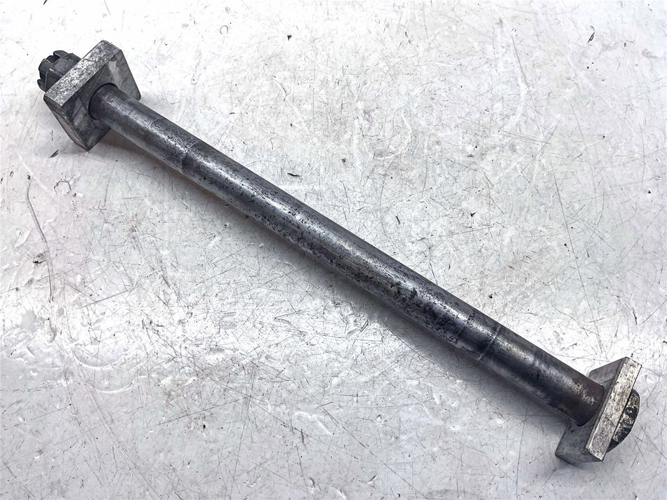 2006 Kawasaki Ninja ZX10R ZX1000D Rear Wheel Axle - 41068-0040