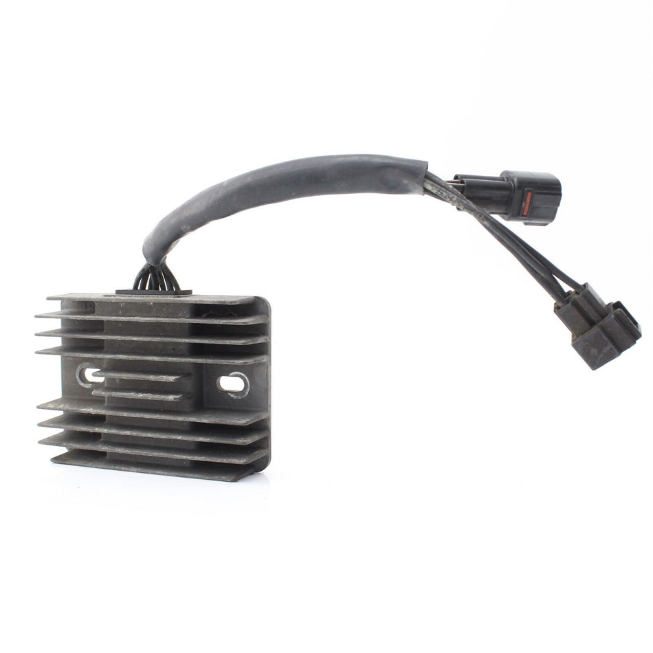 2011-2016 SUZUKI GSR 750 Regulator/Rectifier - B42482