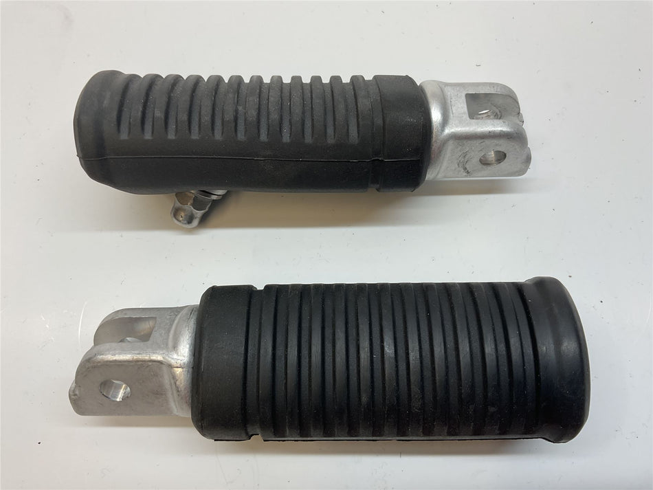 Harley-Davidson Multi-Fit Left and Right Footpegs