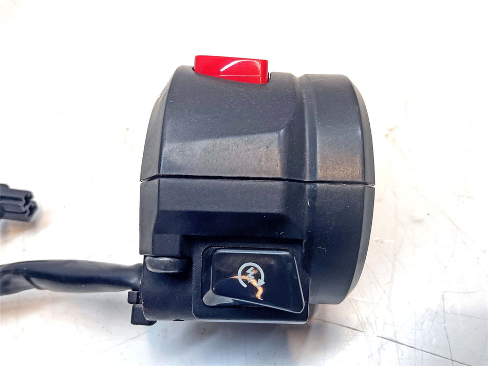 2016 Suzuki V-Strom 650 DL650 Switchgear Right - 3720011J10000