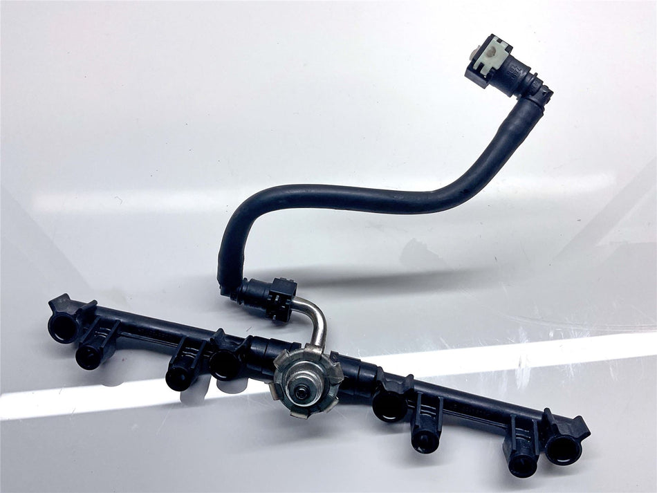 2018 Yamaha MT-10 Fuel Injector Rail - 2CR1379500