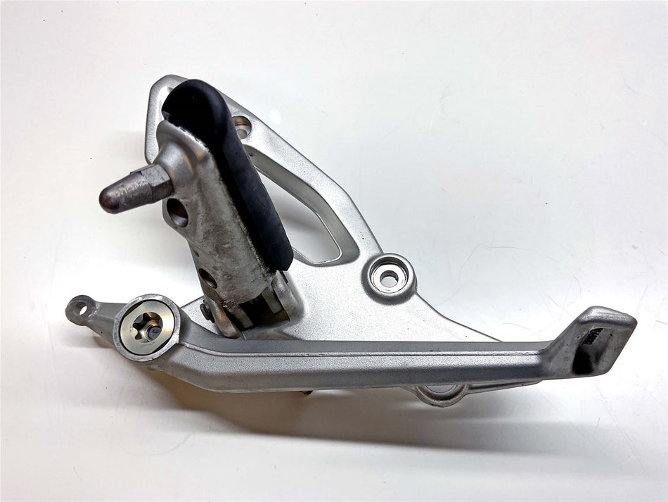 2021 BMW R1250R Front Right Footrest & Hanger - 46718540797