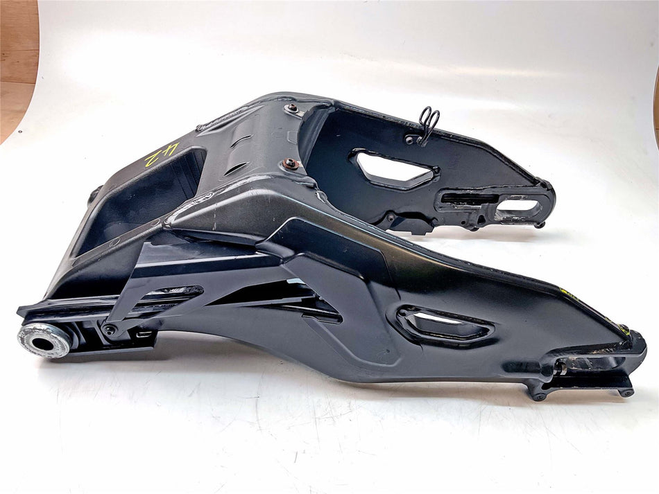 2016 Yamaha MT-10 Swingarm - B672211000