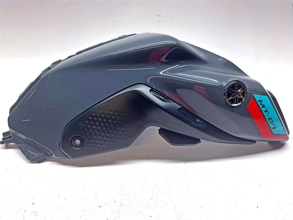 2022 Yamaha MT-07 Right Fuel Tank Cover  - BAT-24139-00-3E